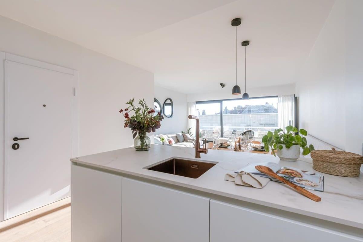 Stunning And Modern Apartment With Sunny Balcony Knokke-Heist Kültér fotó