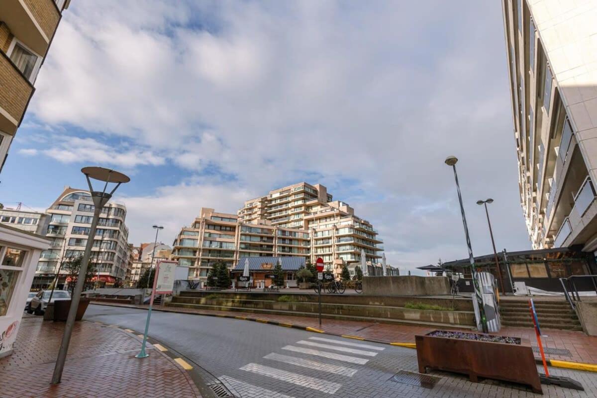 Stunning And Modern Apartment With Sunny Balcony Knokke-Heist Kültér fotó