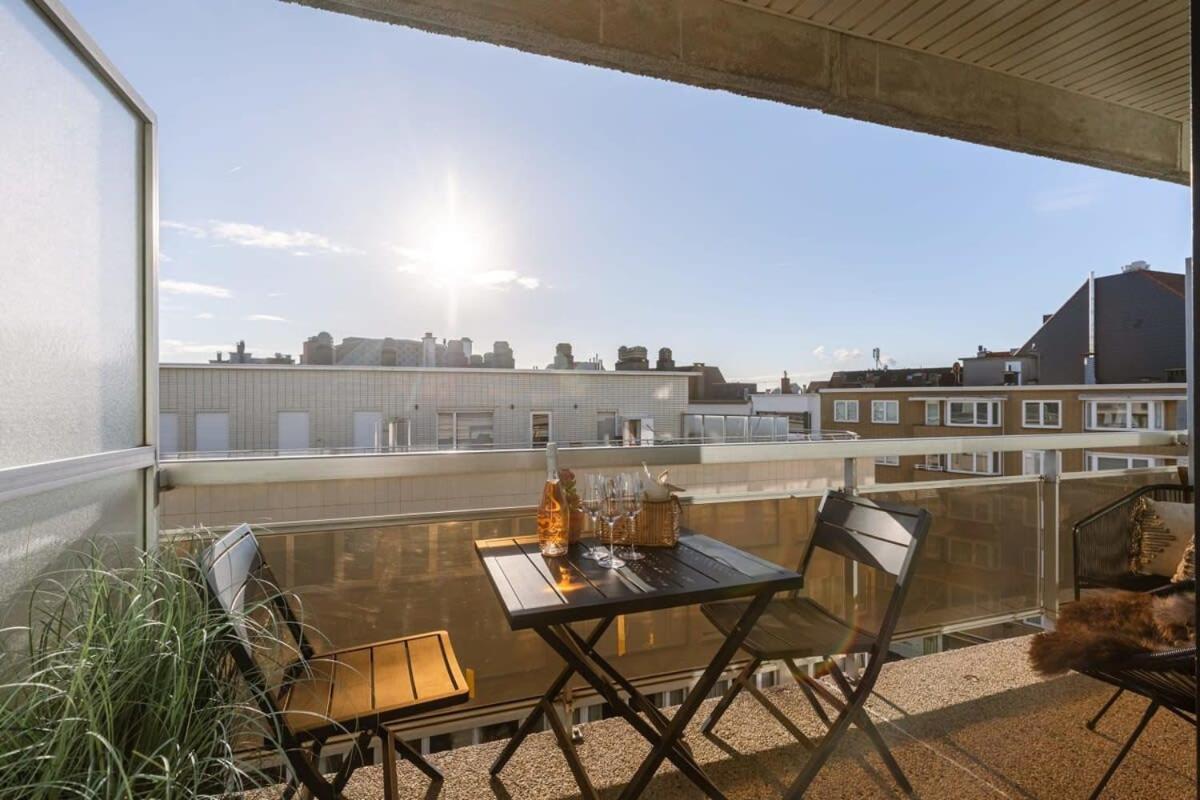 Stunning And Modern Apartment With Sunny Balcony Knokke-Heist Kültér fotó